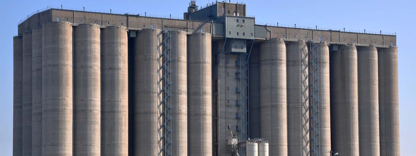 MoleMaster cleans silos in the feed and grain industry, among others.